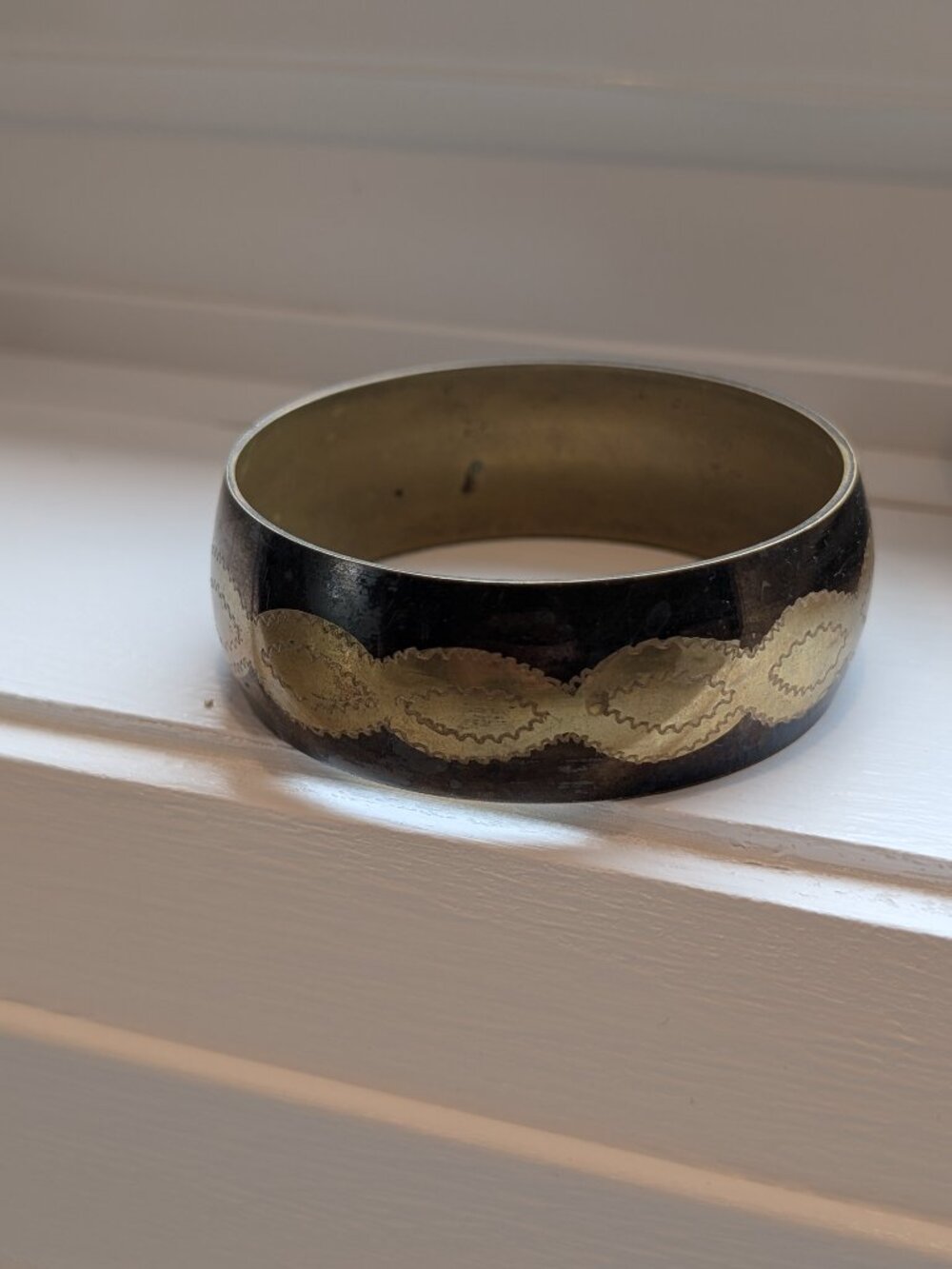 Vintage 70s Brass Wide Bangle Bracelet Etched Scallop Wave Boho